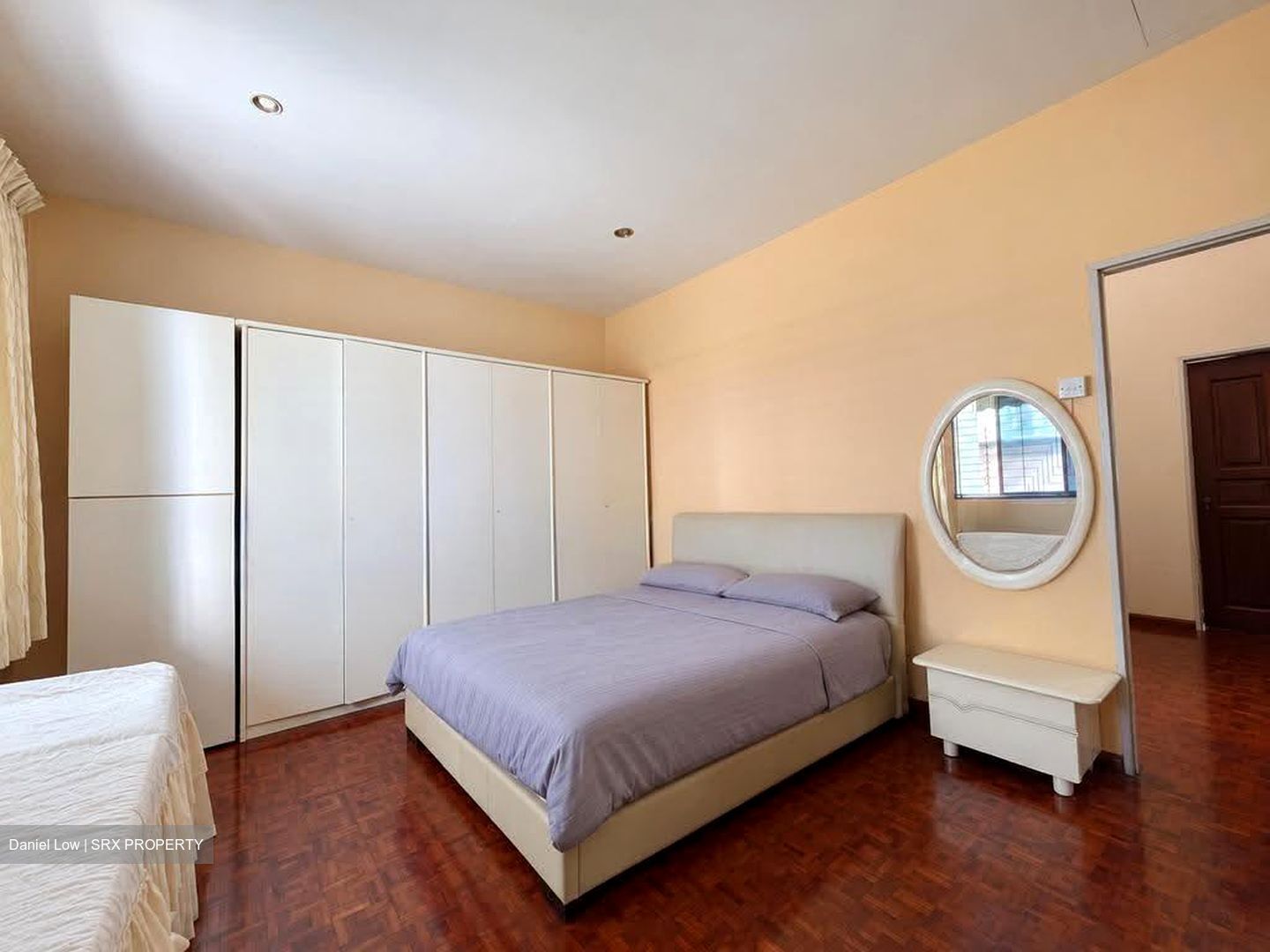 Palm Grove Avenue (D19), Terrace #613329141